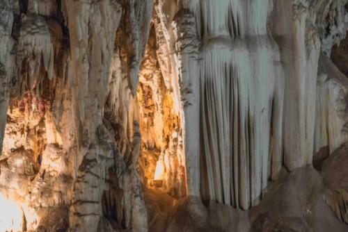  Wonder Caves