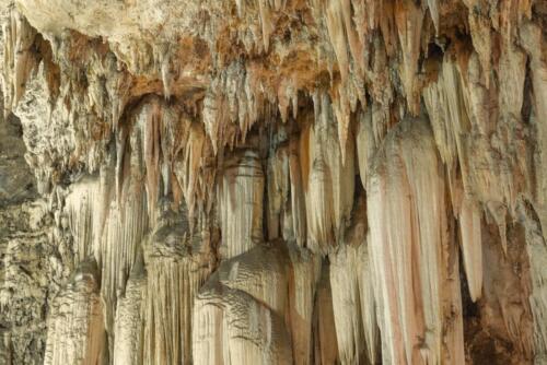  Wonder Caves